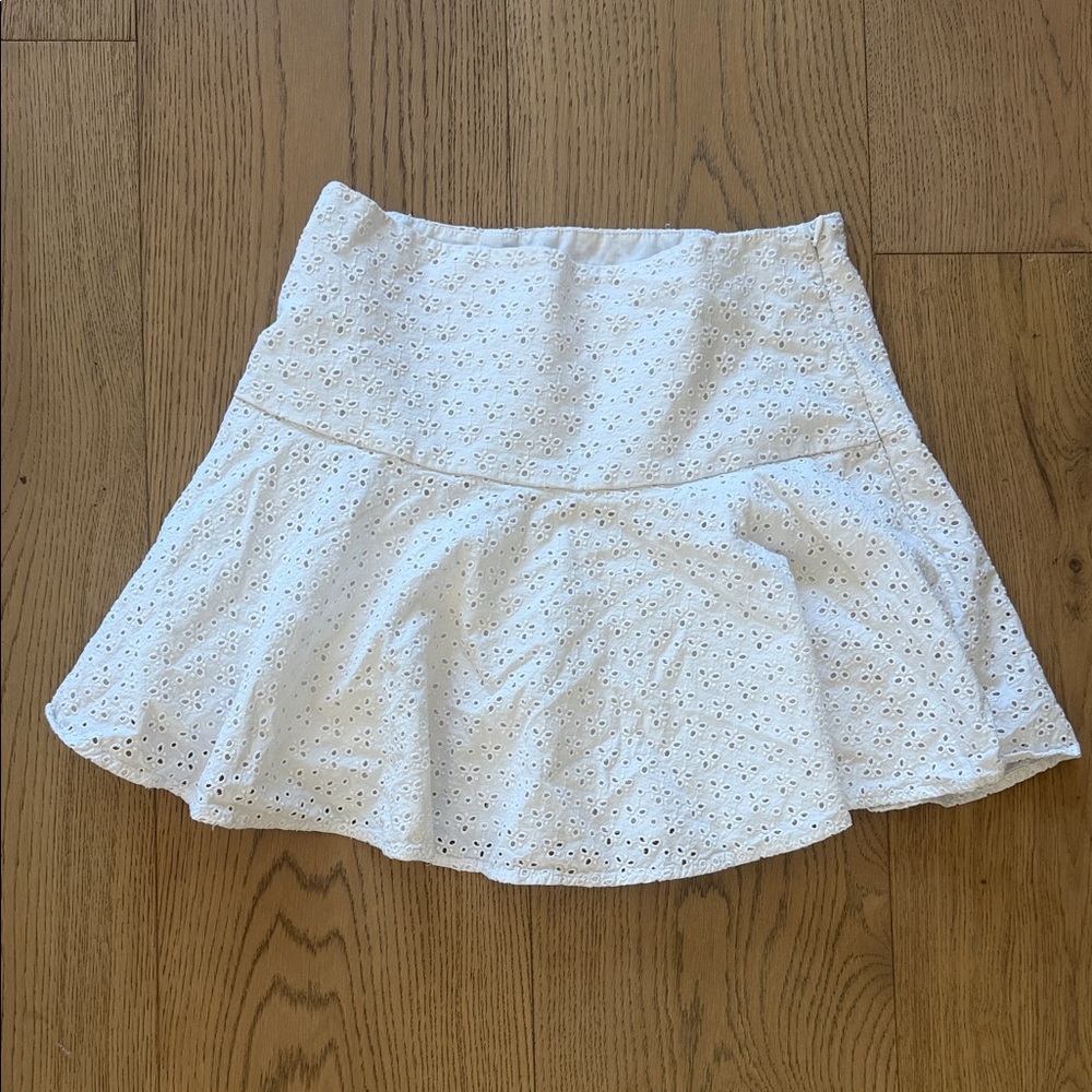 H&M White Eyelet Circle Skirt